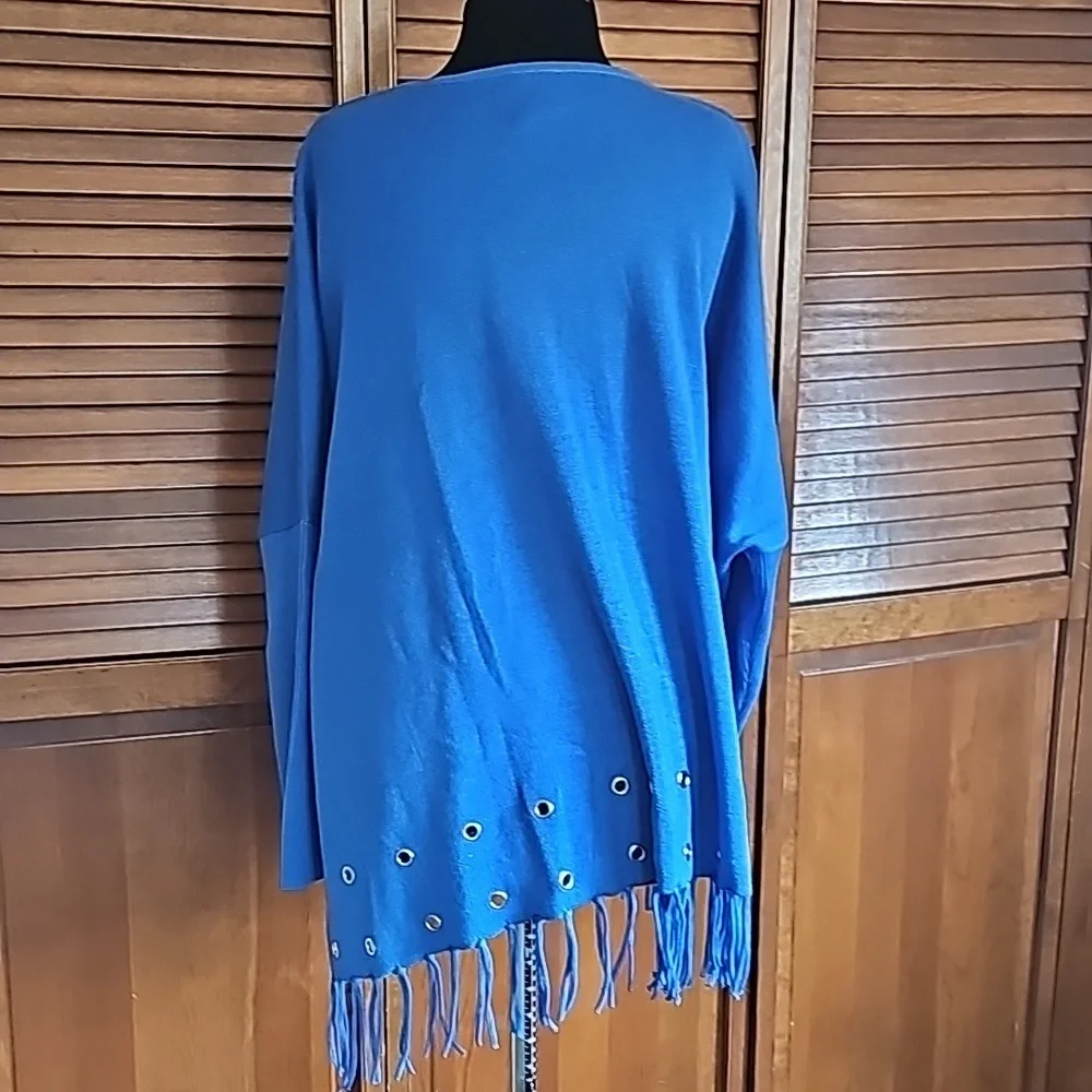 Chico's blue knit gold tone grommets with fringes sweater poncho L /XL - Picture 8 of 12